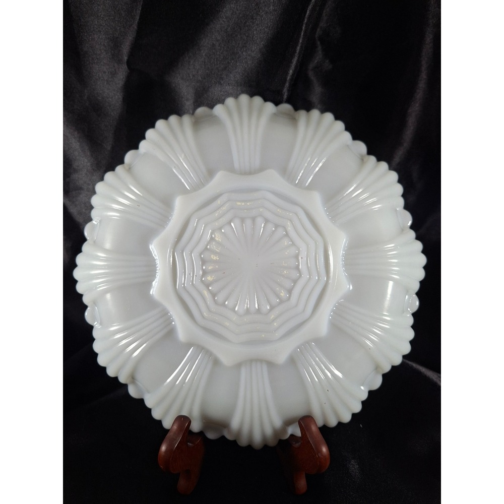 Vintage Milk Glass Divided Relish Dish Scalloped Gold Trim 3 Section Server - Picture 3 of 3